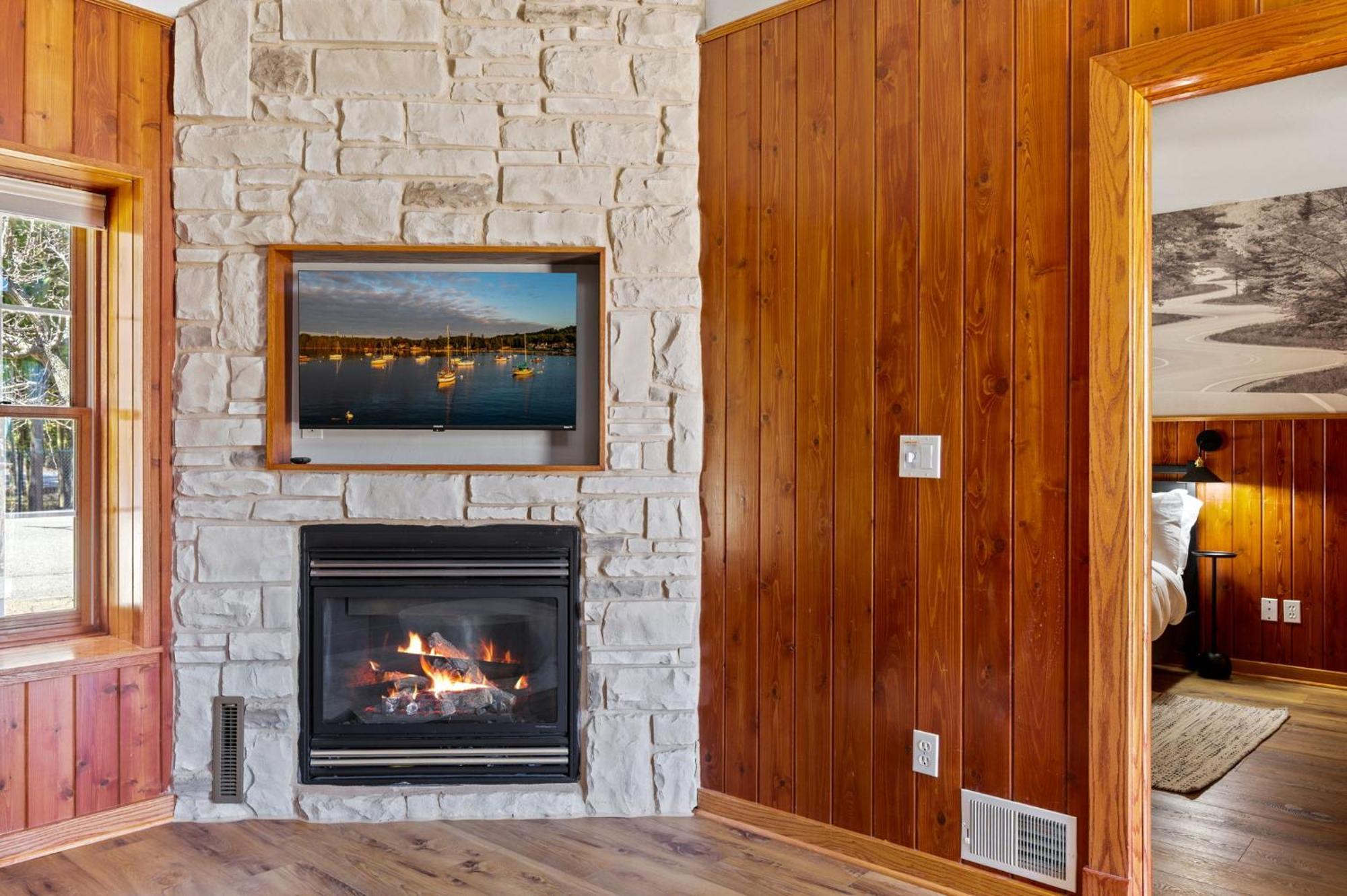 Spruce & Shore Motel Fish Creek Bagian luar foto
