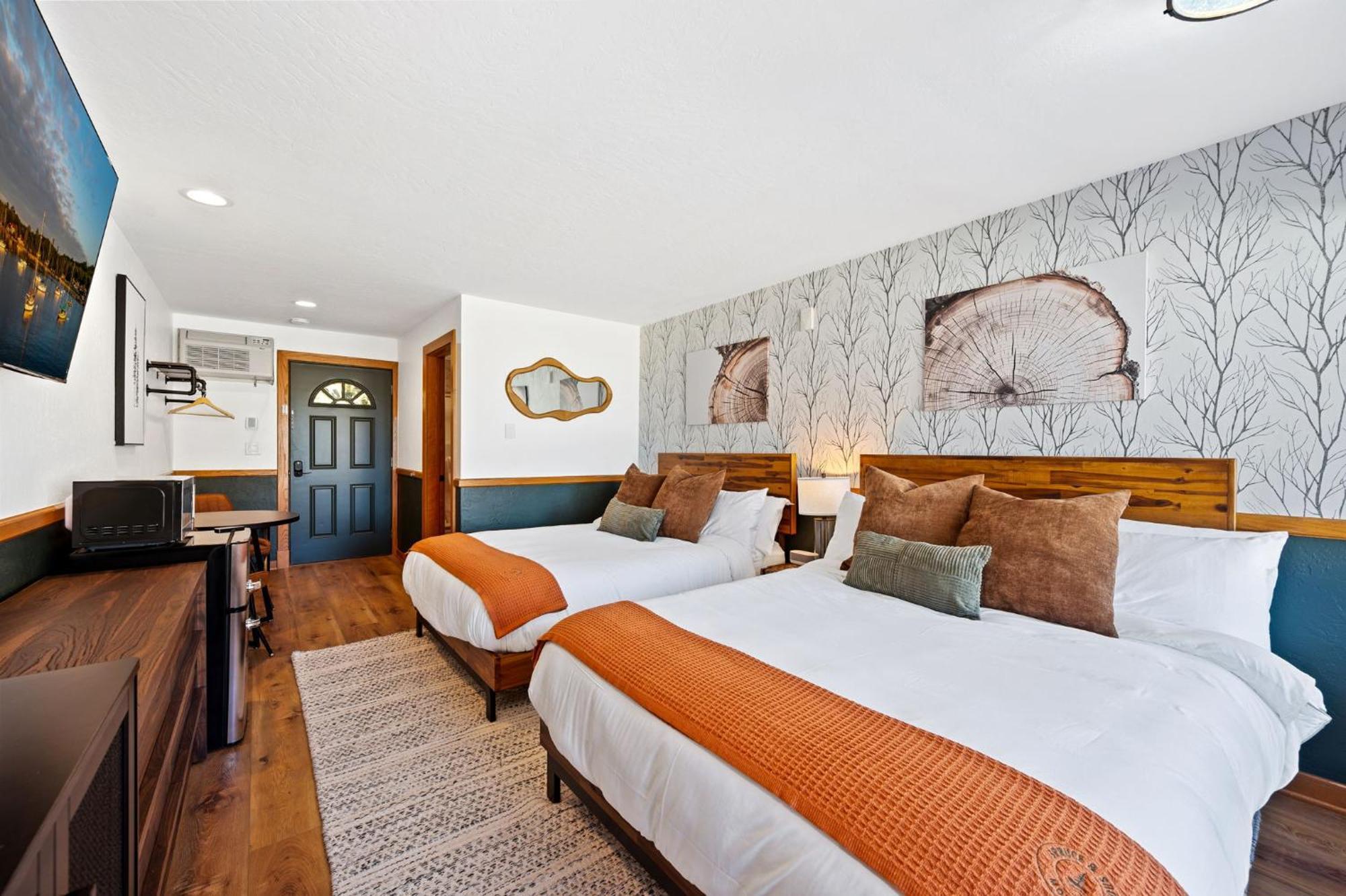Spruce & Shore Motel Fish Creek Bagian luar foto