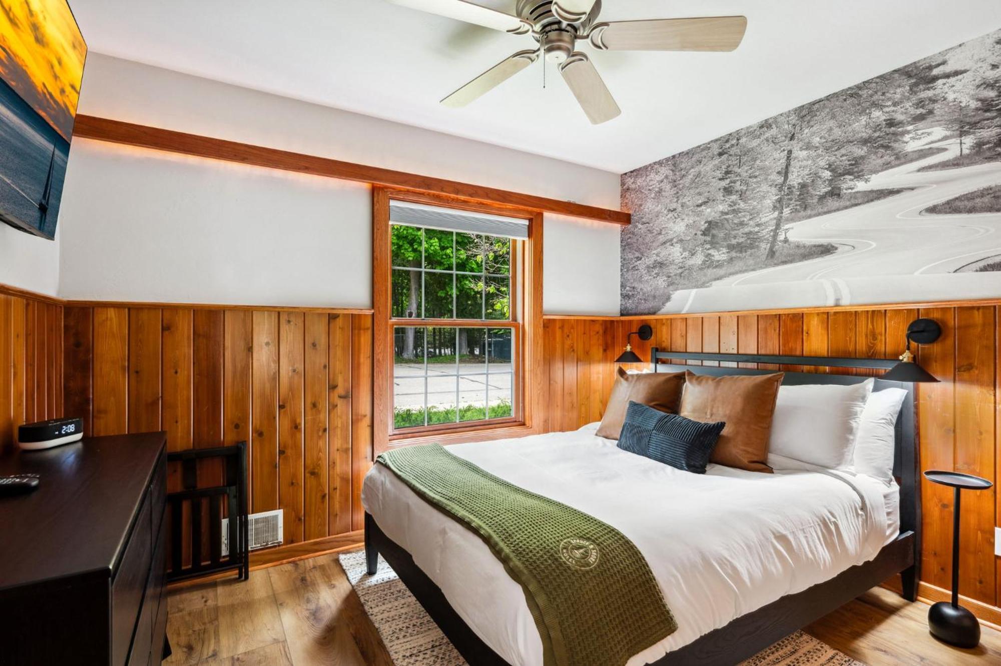 Spruce & Shore Motel Fish Creek Bagian luar foto