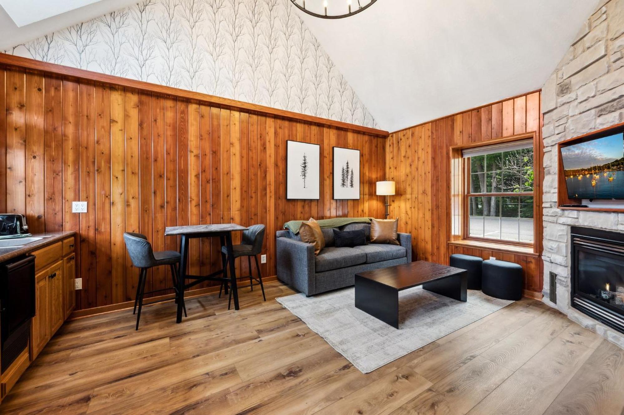Spruce & Shore Motel Fish Creek Bagian luar foto